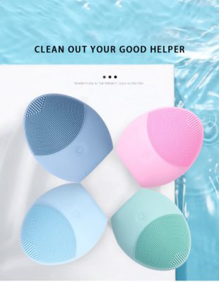 SILICONE MASSAGER FACIAL CLEANING