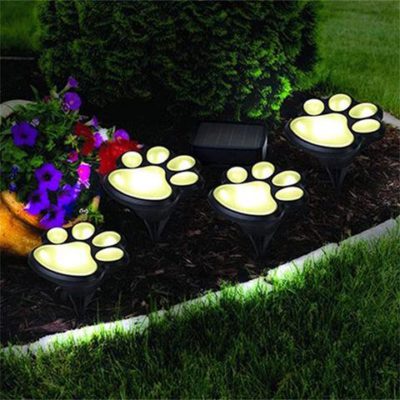 Solar Bear Claw Lawn Light
