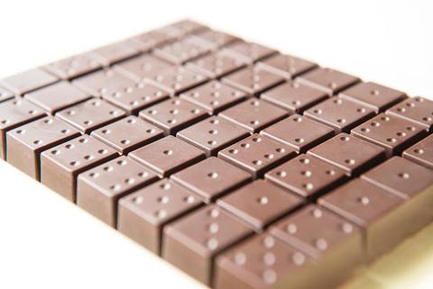 Sparkly Domino Resin Mold,resin molds,silicone molds for resin,how to make resin molds,resin mold kit