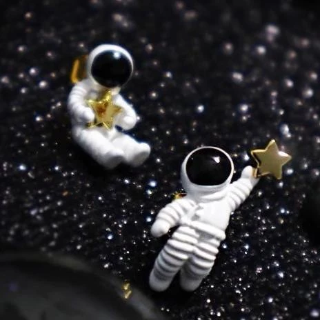 Náušnice pre astronautov