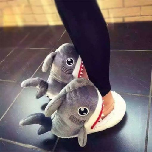 鯊魚拖鞋