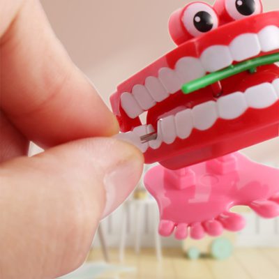 Chattering Teeth Toy,Wind Up Chattering Teeth