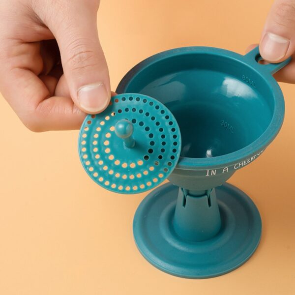 Buy Silicone Foldable Funnel Best Price 2022 MOLOOCO