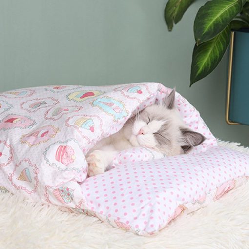 帶枕頭的床，帶枕頭的貓床，帶枕頭的貓床