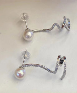 Zircon Pearl Ear Clamp