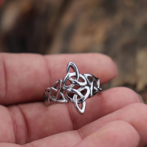 Roestvrijstalen zilveren Triquetra-ring