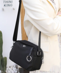 Large Capacity Lightweight Casual Shoulder Bag