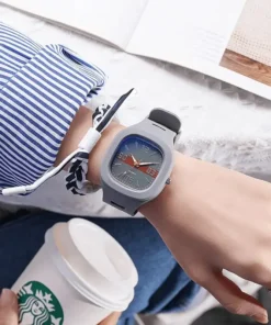 High Value Simple Fashion Watch
