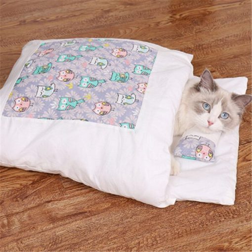 이동식 베개가있는 고양이 침낭