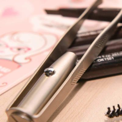 Eyebrow Tweezer