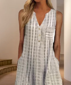 V-neck sleeveless dress