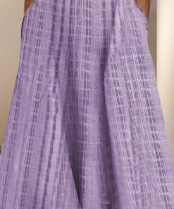 V-neck sleeveless dress