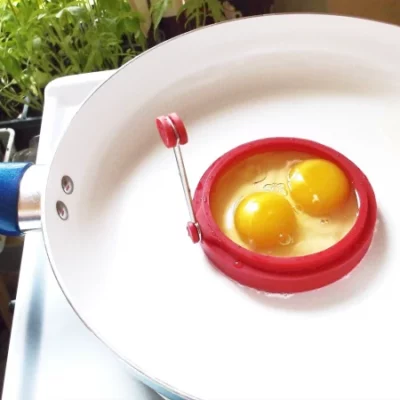 4 Round Silicone Egg Rings For Cooking Eggs