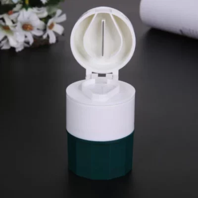 2-in-1 Twist Pill Crusher & Cutter