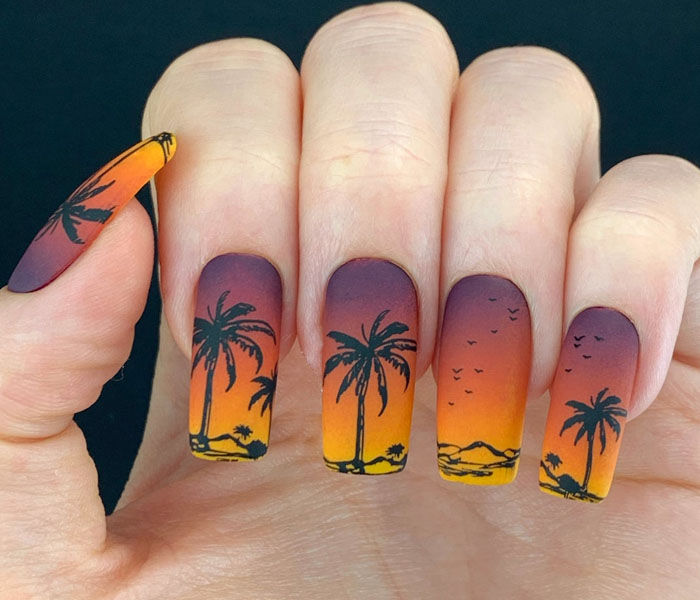 Beach Nails