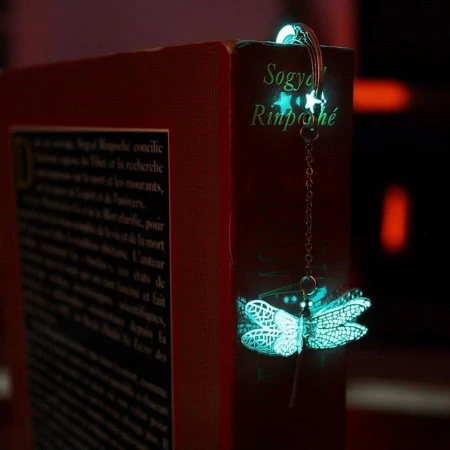 हस्तनिर्मित चमक बुकमार्क