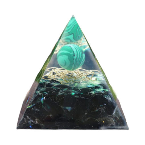 Kristal Naturalaren Unibertso Sortzailea Energia Piramidea