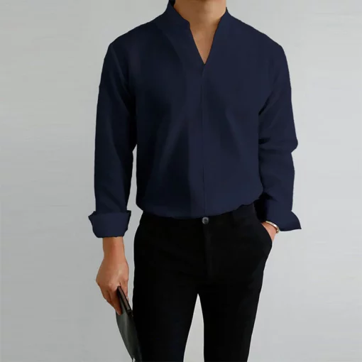 Лежерна кошула за господа со едноставен дизајн