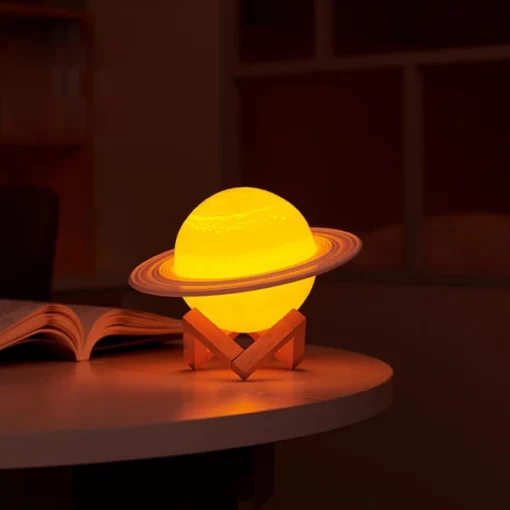Saturni lamp magamistuppa ja kontorisse