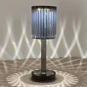 Inteligentní křišťálová stolní lampa