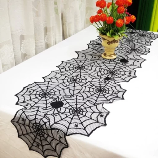 Черна дантелена паяжина за маса за Хелоуин