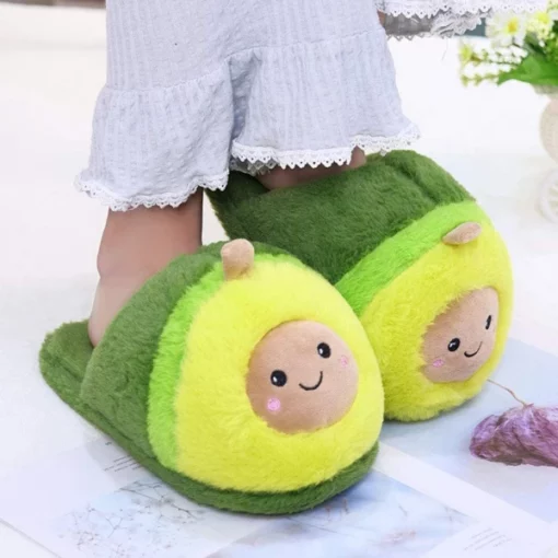 Papuci drăguți cu avocado pentru femei și copii