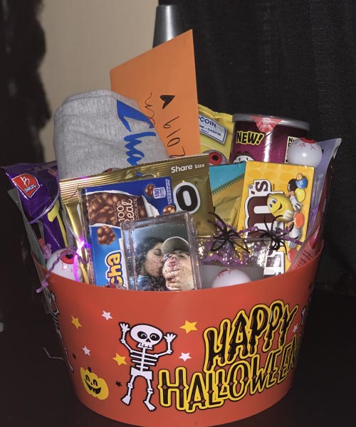 spooky basket ideas