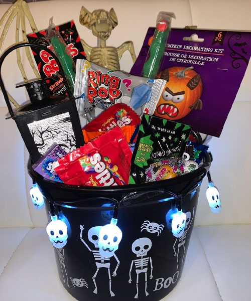 spooky basket ideas