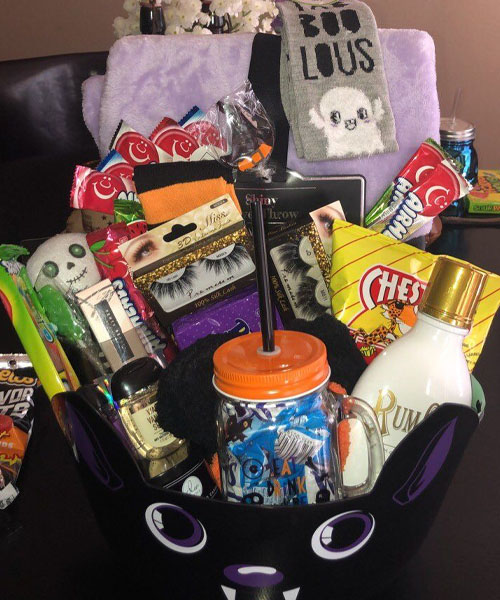 spooky basket ideas