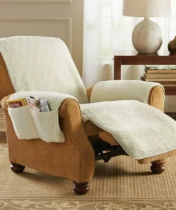 One-Piece Comfortable Fleece Recliner Cover with Pockets