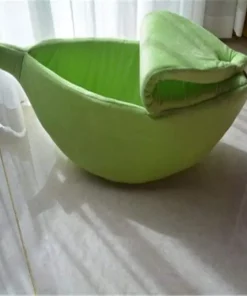 Winter Warm Cat Sleeping Banana Bag