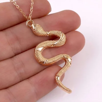 Snake Pendant Necklace With Link Chain