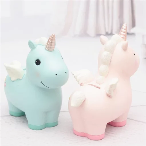 Unicorn Piggy Bank რქებით და ფრთებით