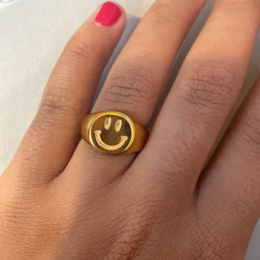 Златни смајли прстен