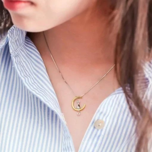Ожерелье с подвеской в ​​виде кота и луны Ювелирные изделия