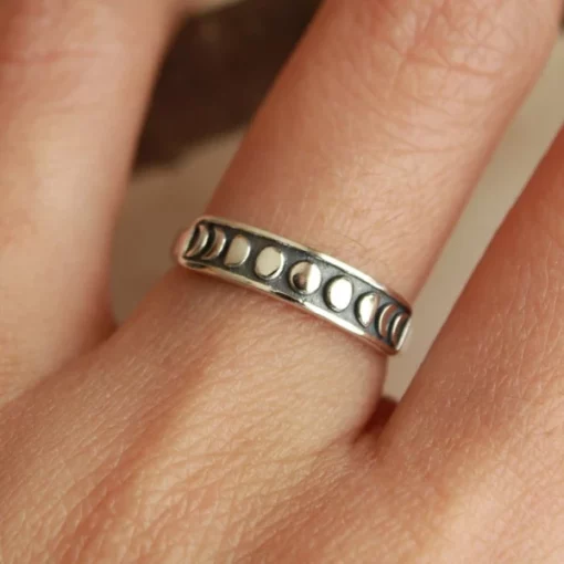 Накит са прстеном Месечеве фазе