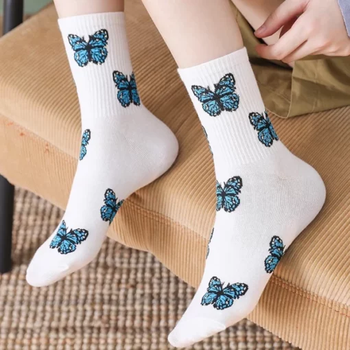 ງາມ Butterfly Print Crew Socks