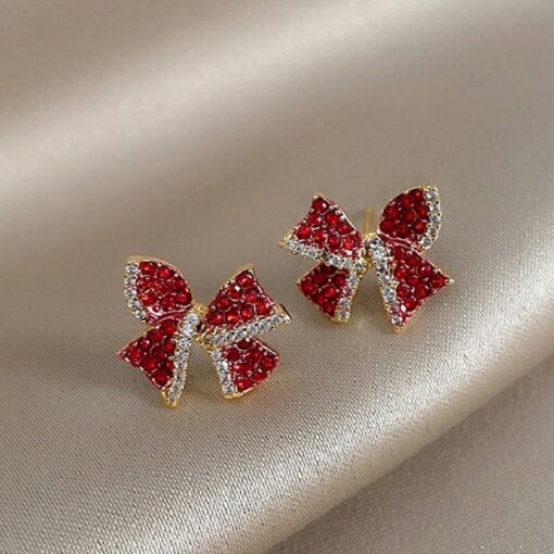 ສີແດງ Zircon Crystal Earrings ວັນຄຣິດສະມາດ