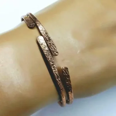 Hammer Textured Bare Copper Bangle
