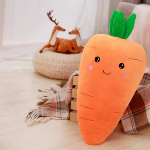 Almohada linda del juguete de la felpa de la zanahoria