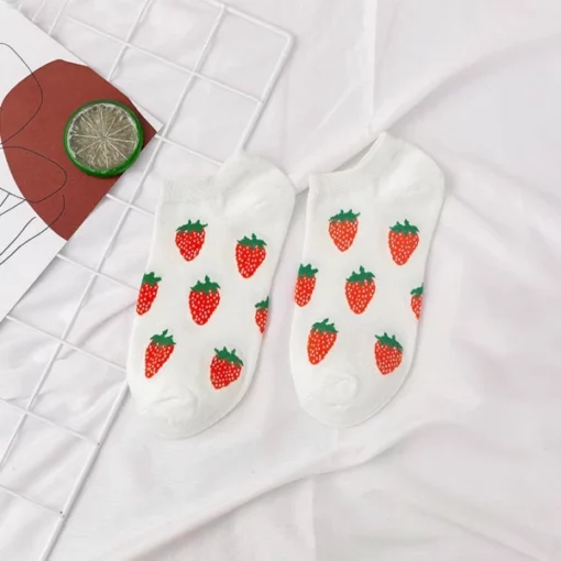 Lindos calcetines de fresa