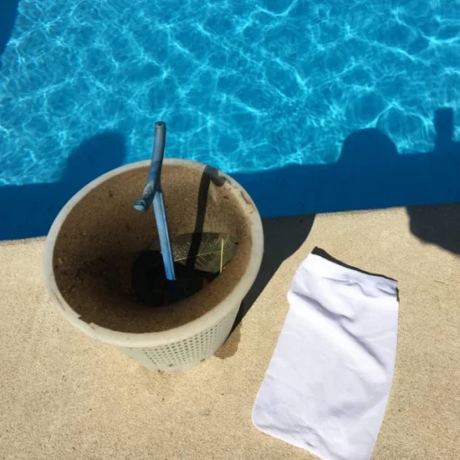 Ponožka s bazénovým skimmerem pro nízkorozpočtovou filtraci