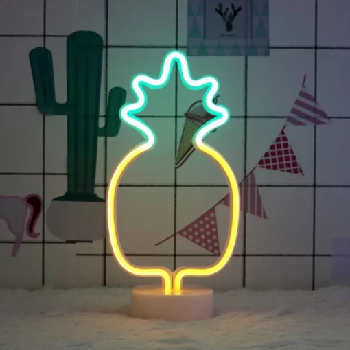 УСБ неонско светло од ананаса