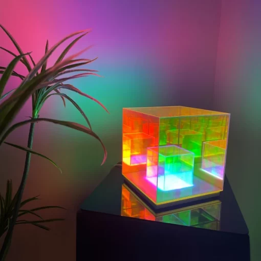 Jiro latabatra Cube Magic Chamber