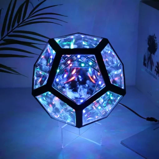 Farveskiftende uendelig dodekahedronlys