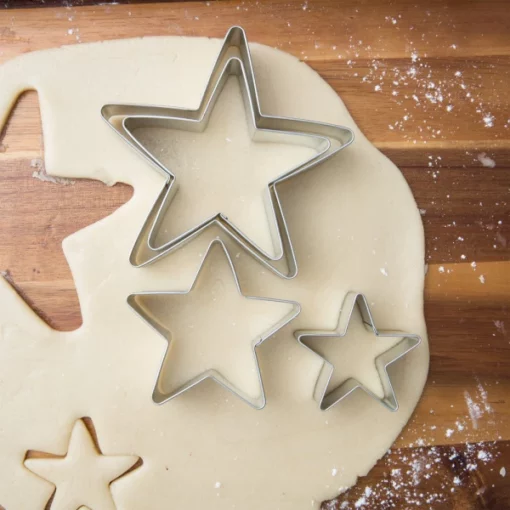 Set de tăiat biscuiți cu stele cu 5 puncte