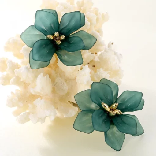 Acrylic Flower Earrings Para sa Earthy Vibes