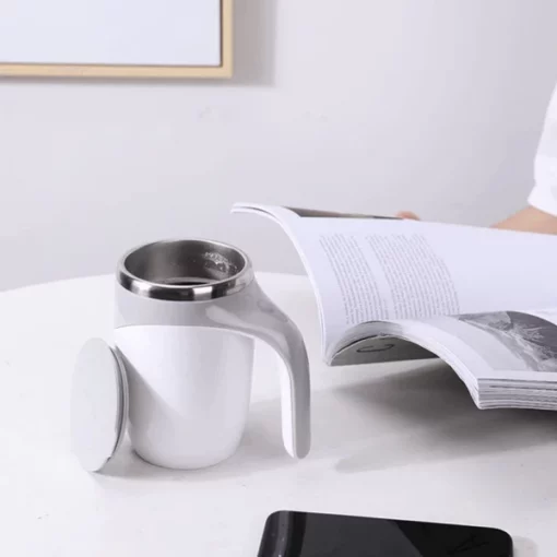 Awtomatikong Self-Stirring Magnetic Mug