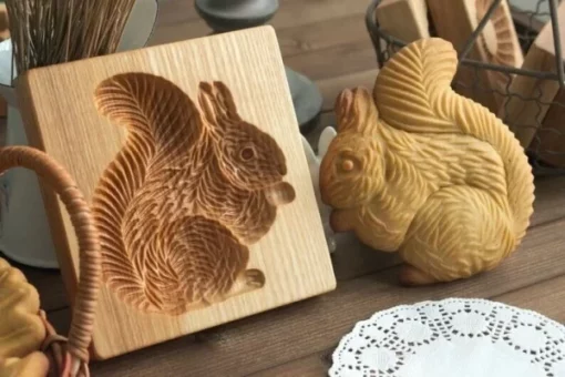 Prerëse biskotash me model druri