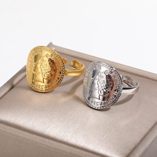 Minimalistički prstenovi s novčićima kraljice Elizabete